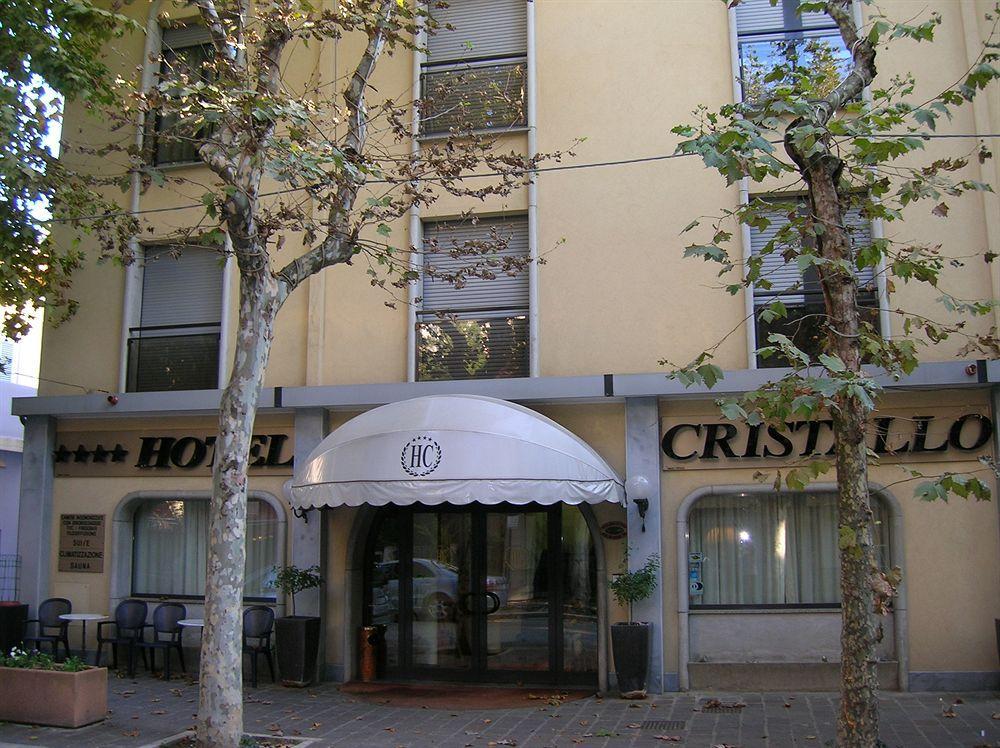 Hotel Cristallo Cattolica Dış mekan fotoğraf